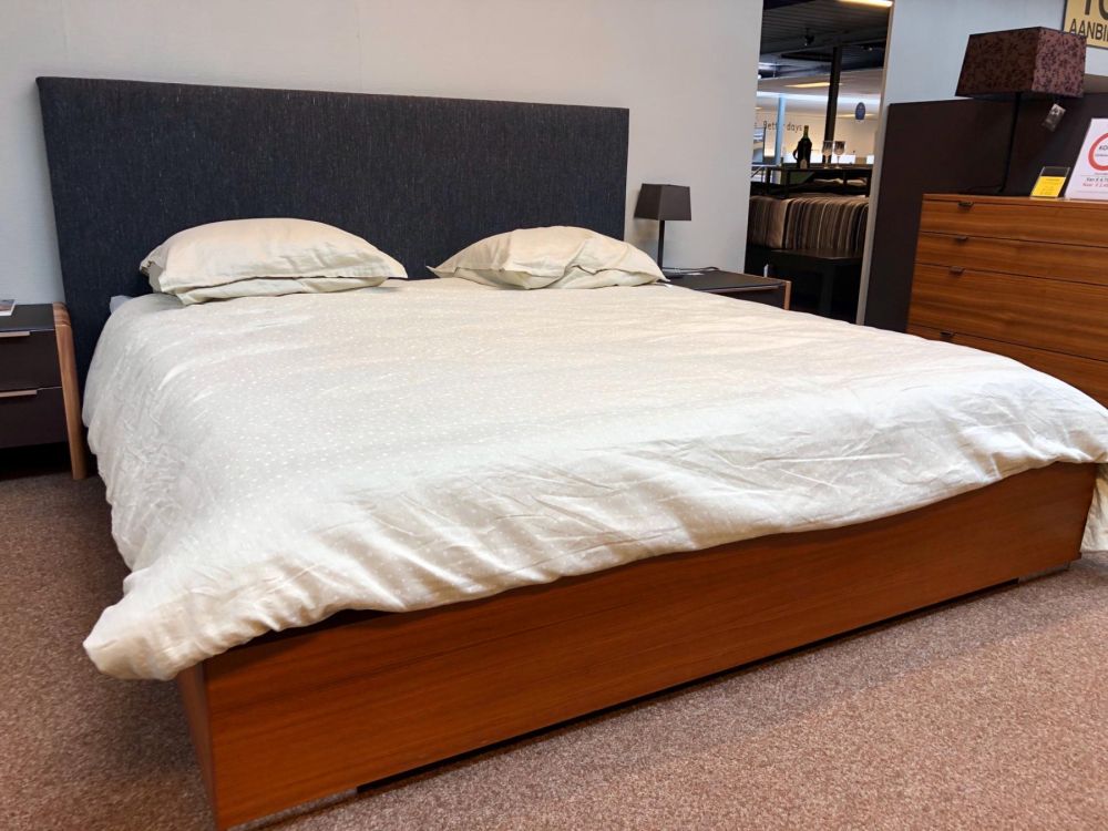 Bed Poliform