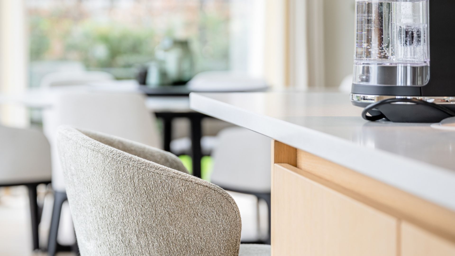 Design Barstoelen: Een perfecte mix van comfort, onderhoud en kwaliteit! Design Barstoelen: Een perfecte mix van comfort, onderhoud en kwaliteit!