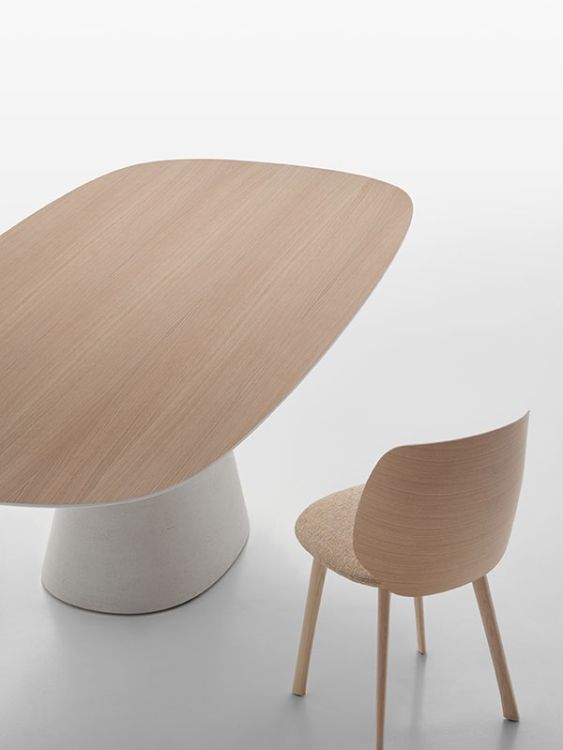 Rock Table Maxi