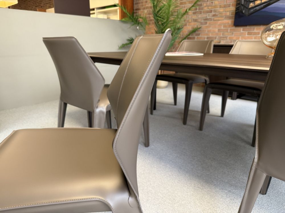Stoel Natuzzi Italia